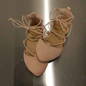 Ballet flats